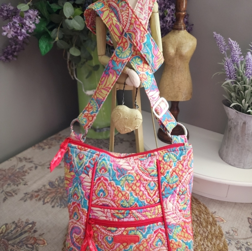 Vera Bradley 2-Piece Set ~ Paisley Print Crossbody Bag w/Matching Wallet